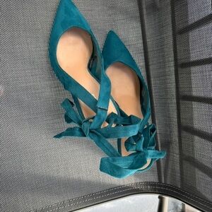 Chic Teal Women's Flats with Bow Detail